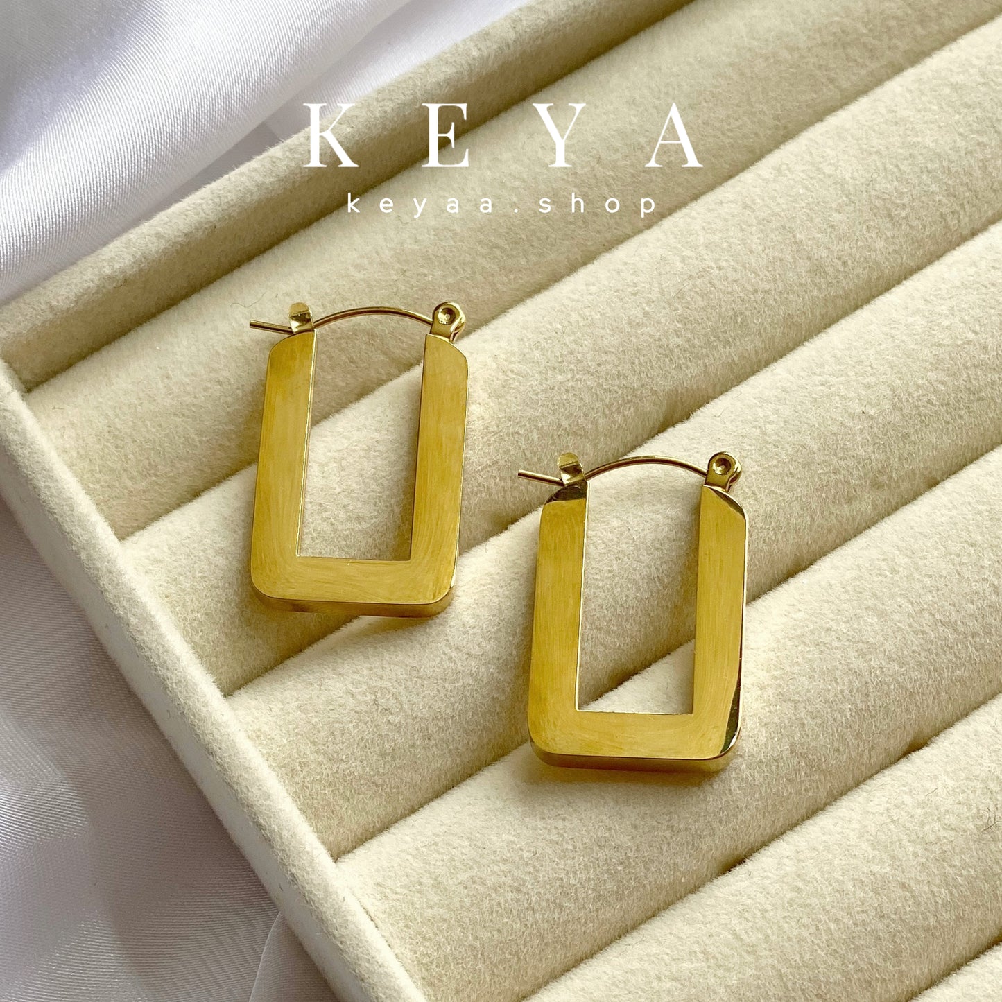 Selene Hoops