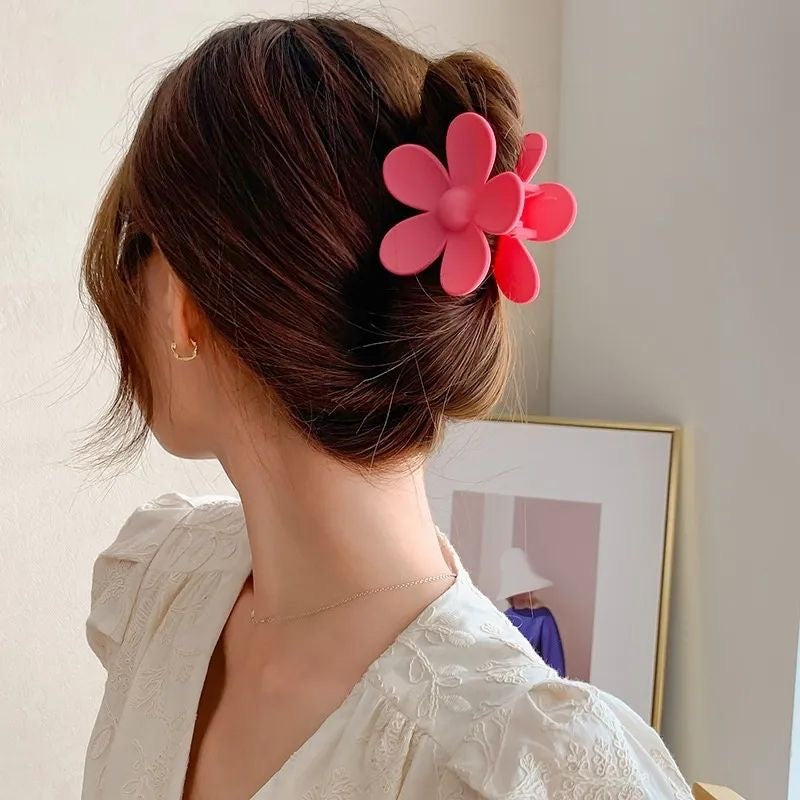 floral claw clip