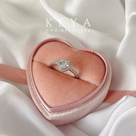 Lovella Ring